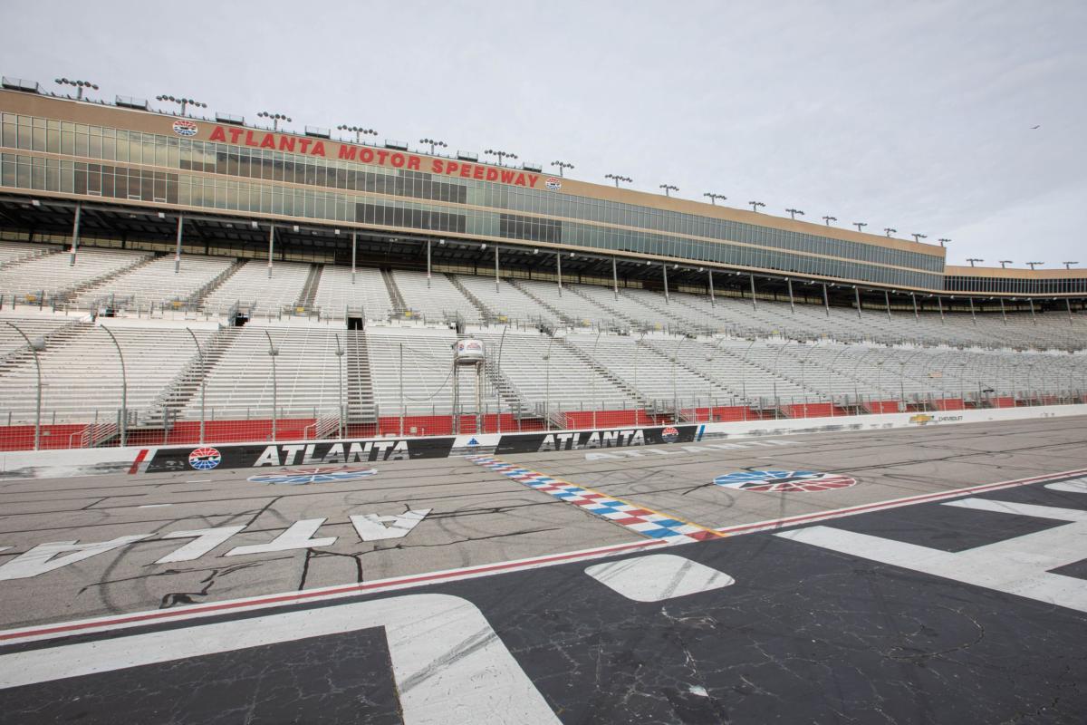 https://mdw-travel-data-us-east-1.s3.amazonaws.com/img/country/United-States/Atlanta-Motor-Speedway/img_01.jpg