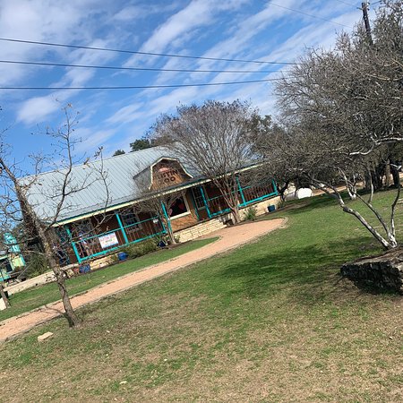 https://mdw-travel-data-us-east-1.s3.amazonaws.com/img/country/United-States/Austin-Zoo/img_05.jpg