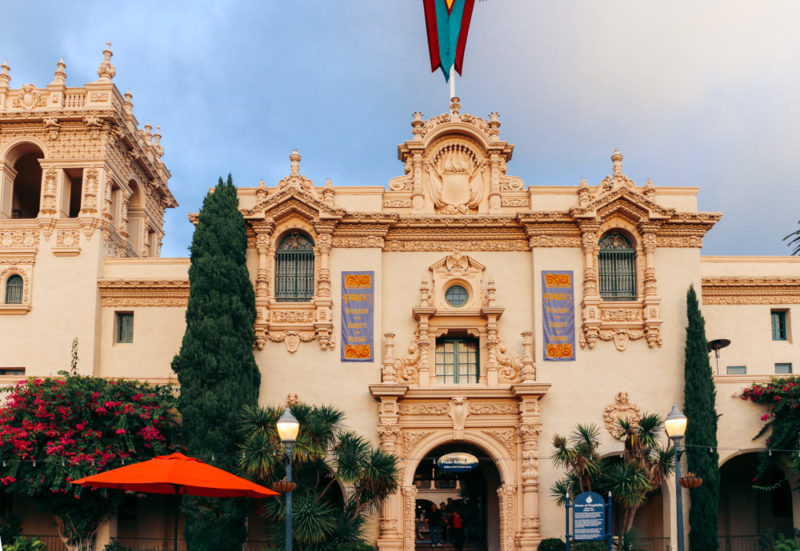 https://mdw-travel-data-us-east-1.s3.amazonaws.com/img/country/United-States/Balboa-Park/img_03.jpg
