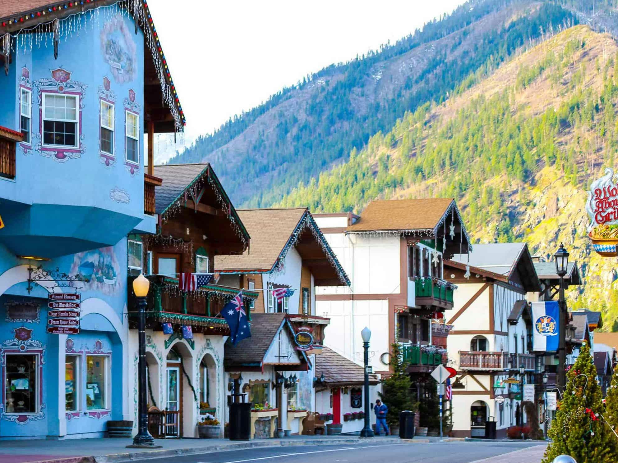 https://mdw-travel-data-us-east-1.s3.amazonaws.com/img/country/United-States/Bavarian-Village/img_01.jpg