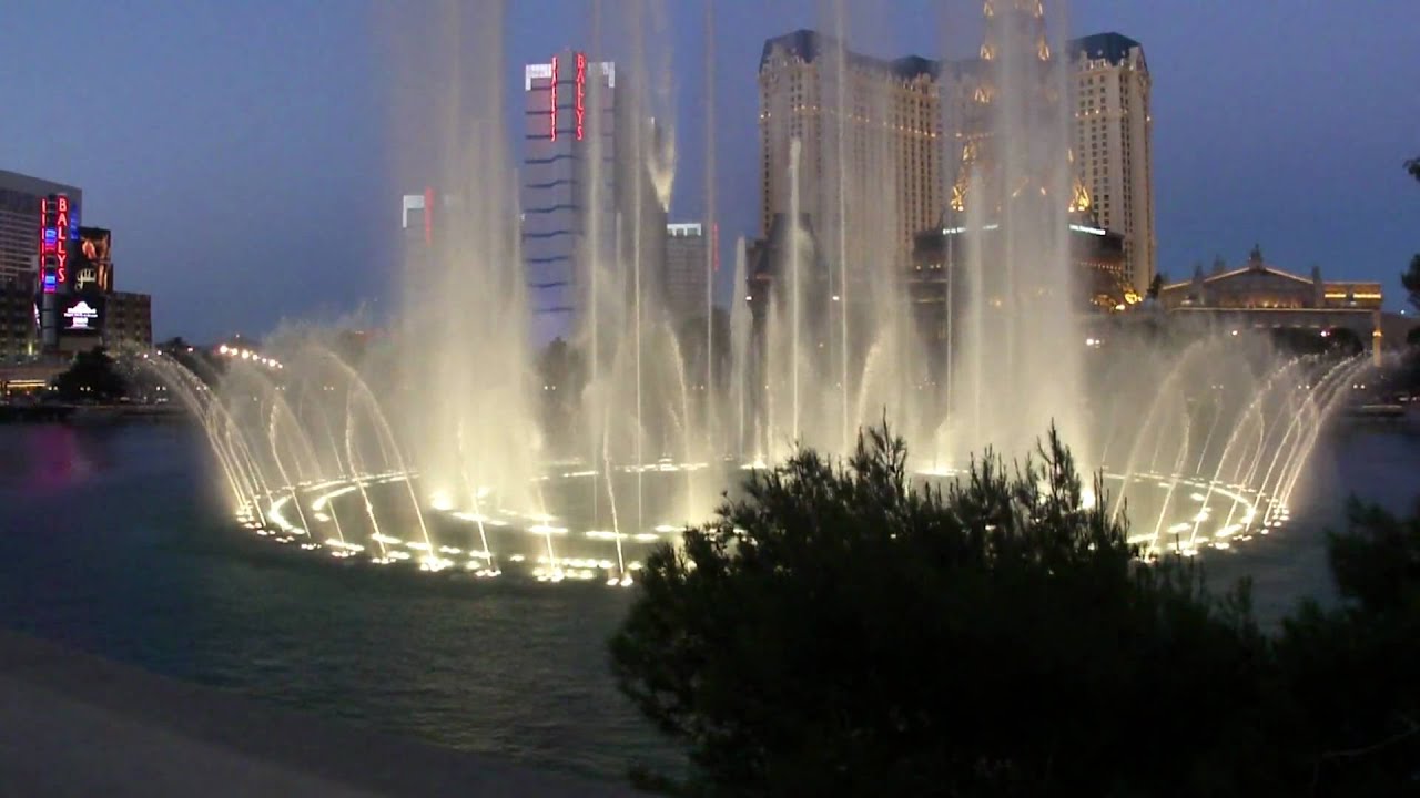 https://mdw-travel-data-us-east-1.s3.amazonaws.com/img/country/United-States/Bellagio-Fountains/img_02.jpg