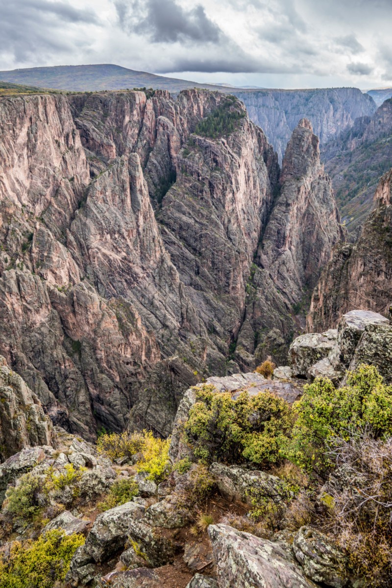 https://mdw-travel-data-us-east-1.s3.amazonaws.com/img/country/United-States/Black-Canyon-of-the-Gunnison-National-Park/img_02.jpg