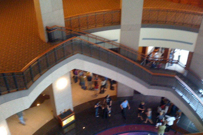 https://mdw-travel-data-us-east-1.s3.amazonaws.com/img/country/United-States/Bob-Bullock-Texas-State-History-Museum/img_03.jpg
