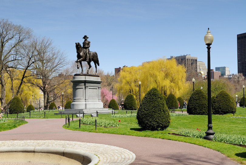 https://mdw-travel-data-us-east-1.s3.amazonaws.com/img/country/United-States/Boston-Common/img_02.jpg