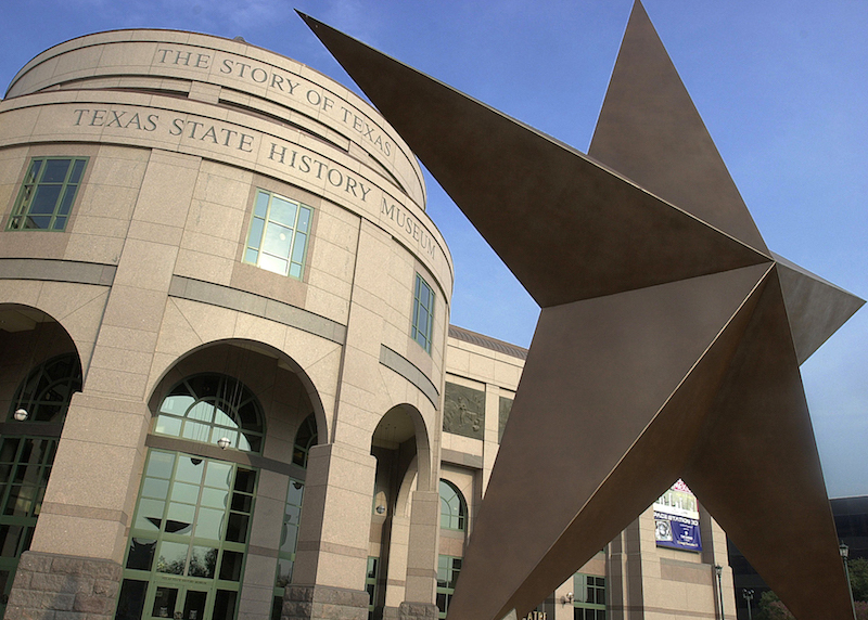 https://mdw-travel-data-us-east-1.s3.amazonaws.com/img/country/United-States/Bullock-Texas-State-History-Museum/img_01.jpg