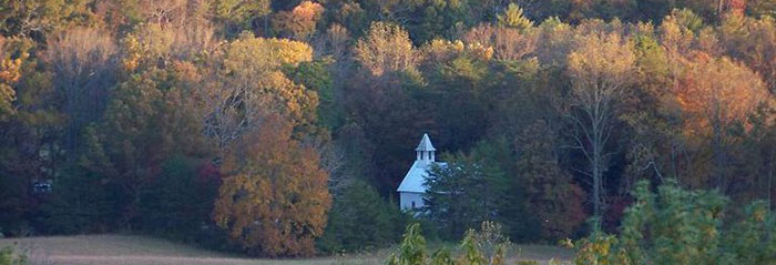 https://mdw-travel-data-us-east-1.s3.amazonaws.com/img/country/United-States/Cades-Cove/img_04.jpg