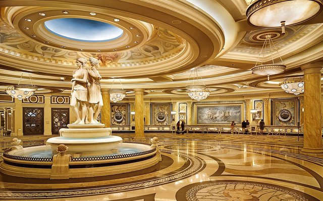 https://mdw-travel-data-us-east-1.s3.amazonaws.com/img/country/United-States/Caesars-Palace/img_04.jpg
