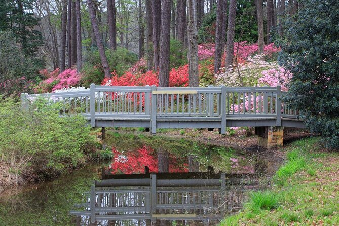 https://mdw-travel-data-us-east-1.s3.amazonaws.com/img/country/United-States/Callaway-Gardens/img_01.jpg
