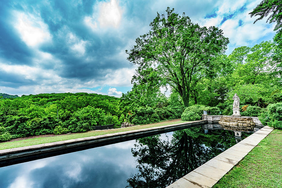 https://mdw-travel-data-us-east-1.s3.amazonaws.com/img/country/United-States/Cheekwood-Estate-and-Gardens/img_00.jpg