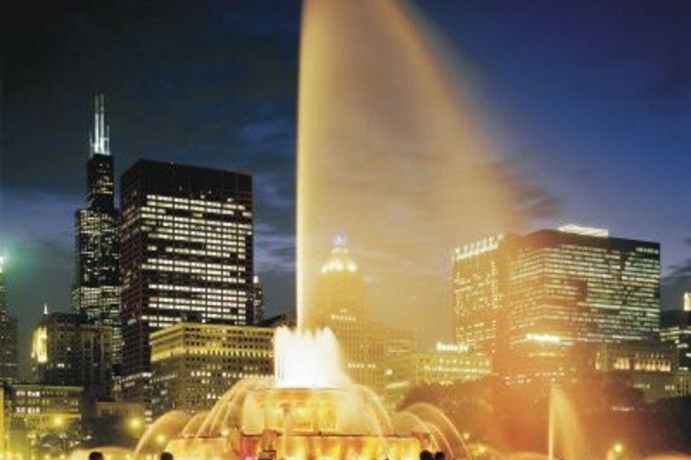 https://mdw-travel-data-us-east-1.s3.amazonaws.com/img/country/United-States/Chicago-Cultural-Center/img_04.jpg