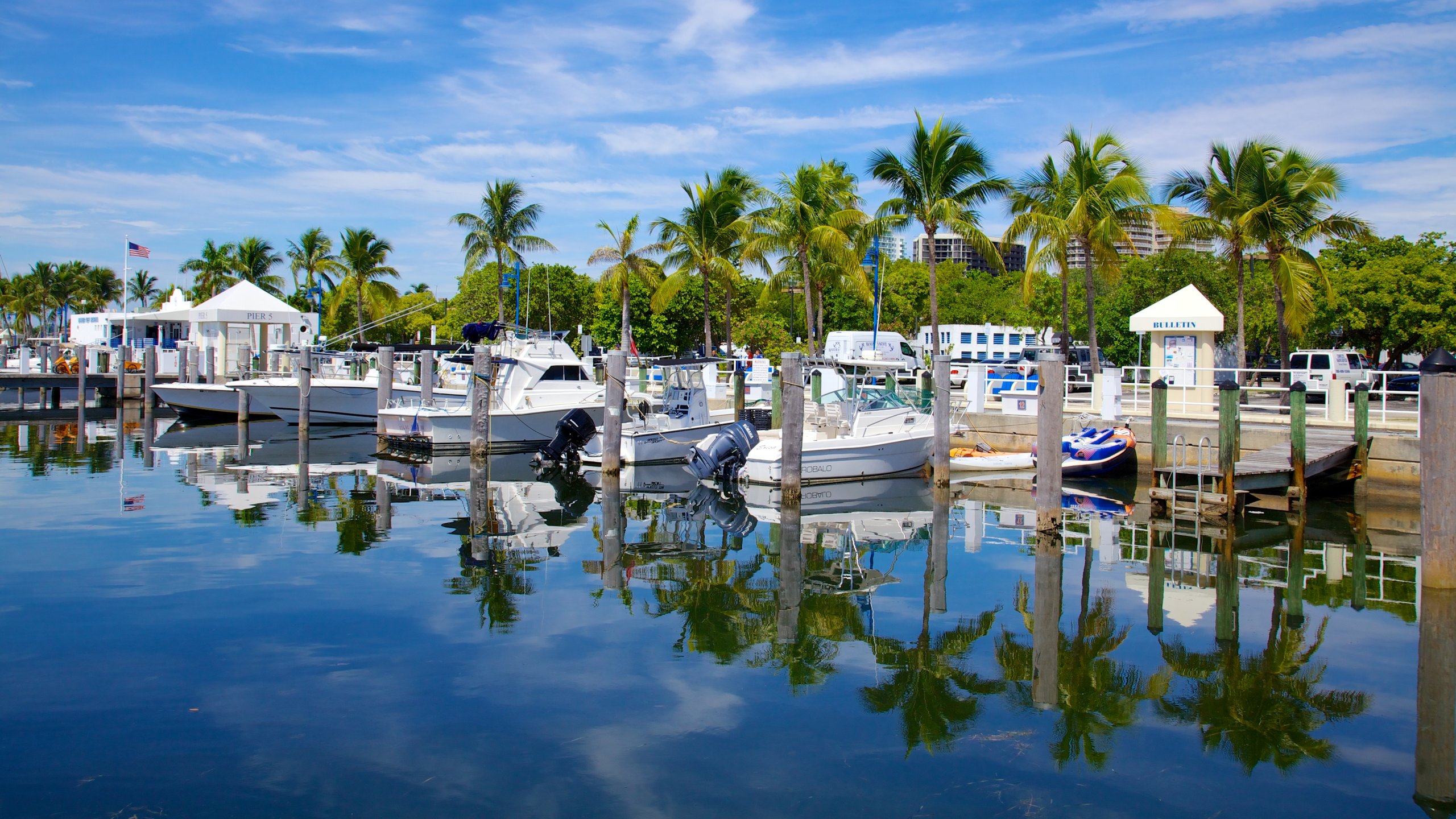 https://mdw-travel-data-us-east-1.s3.amazonaws.com/img/country/United-States/Coconut-Grove/img_00.jpg