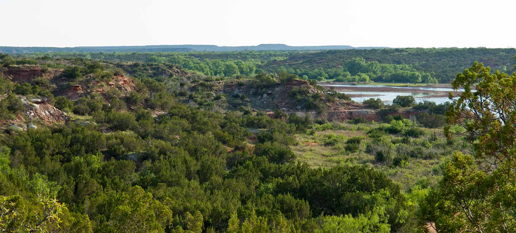 https://mdw-travel-data-us-east-1.s3.amazonaws.com/img/country/United-States/Copper-Breaks-State-Park/img_01.jpg