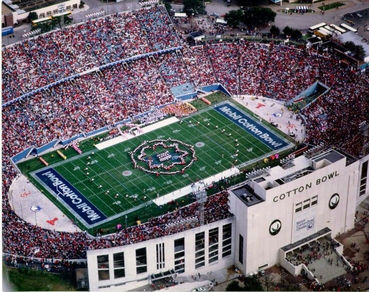 https://mdw-travel-data-us-east-1.s3.amazonaws.com/img/country/United-States/Cotton-Bowl-Stadium/img_02.jpg