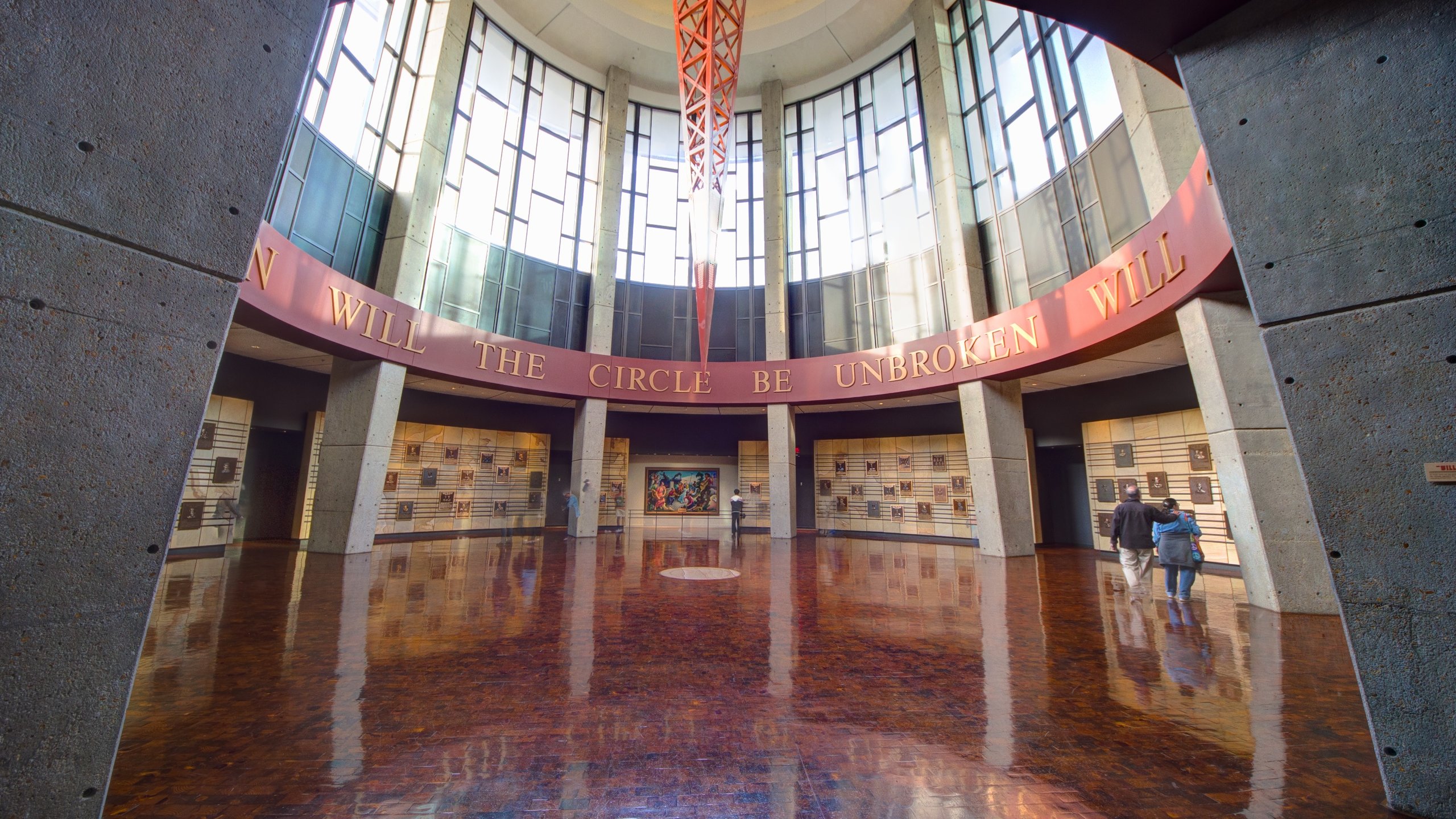https://mdw-travel-data-us-east-1.s3.amazonaws.com/img/country/United-States/Country-Music-Hall-of-Fame-and-Museum/img_04.jpg