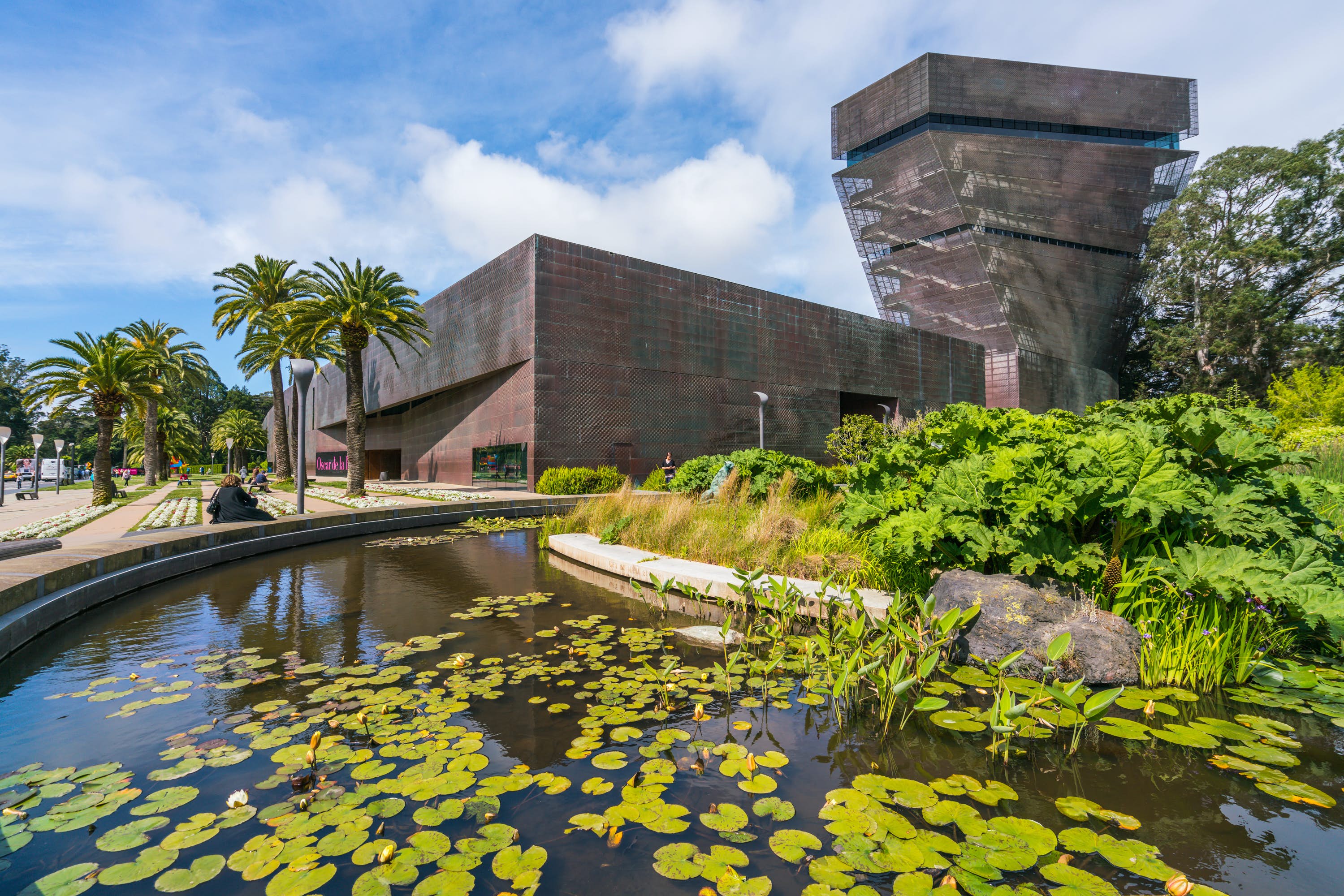 https://mdw-travel-data-us-east-1.s3.amazonaws.com/img/country/United-States/De-Young-Museum/img_05.jpg