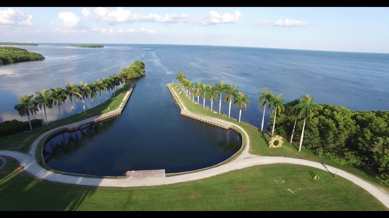 https://mdw-travel-data-us-east-1.s3.amazonaws.com/img/country/United-States/Deering-Estate/img_01.jpg