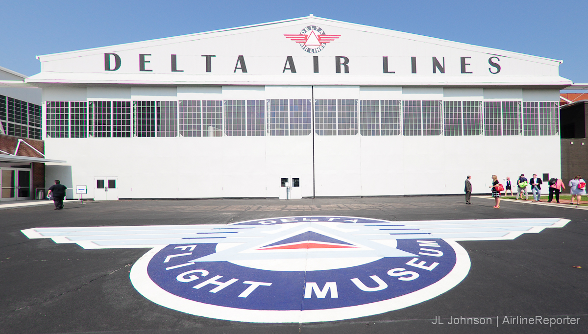 https://mdw-travel-data-us-east-1.s3.amazonaws.com/img/country/United-States/Delta-Flight-Museum/img_04.jpg