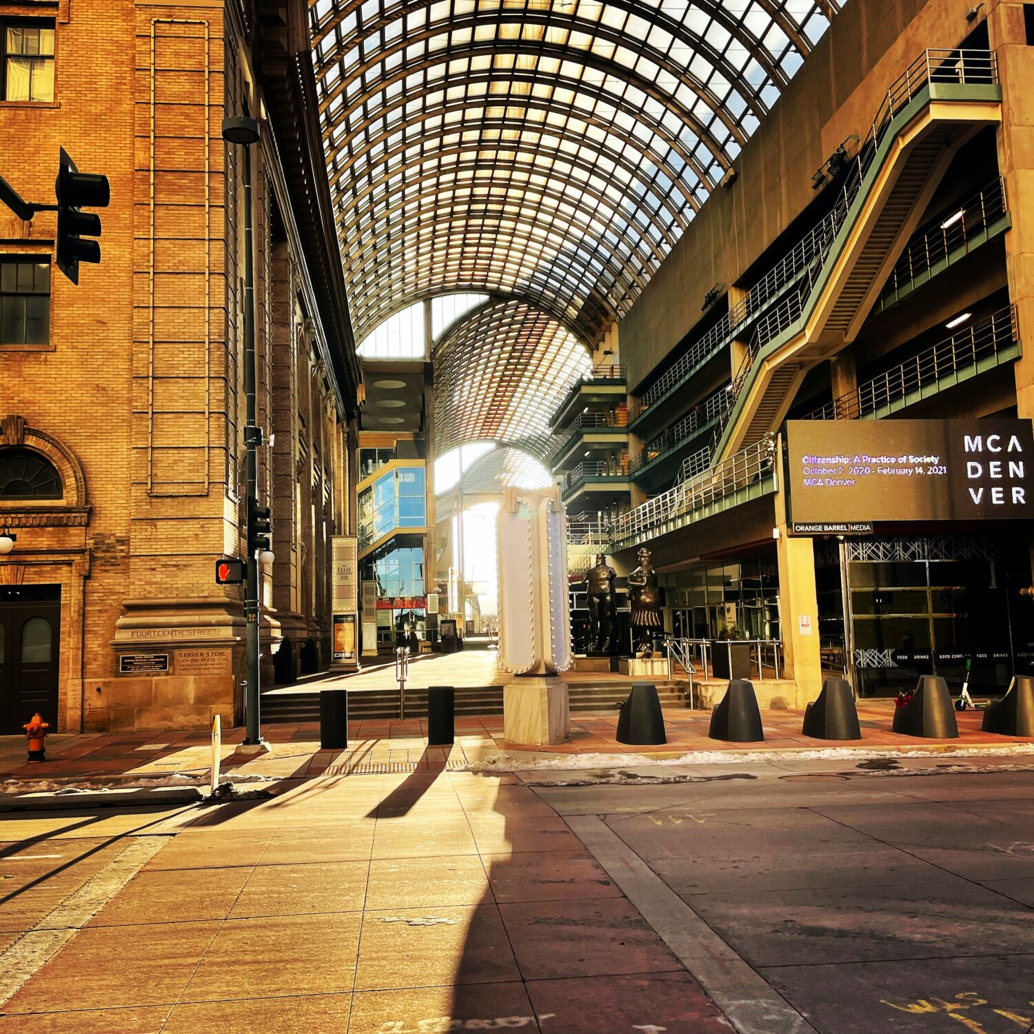 https://mdw-travel-data-us-east-1.s3.amazonaws.com/img/country/United-States/Denver-Center-for-the-Performing-Arts/img_02.jpg