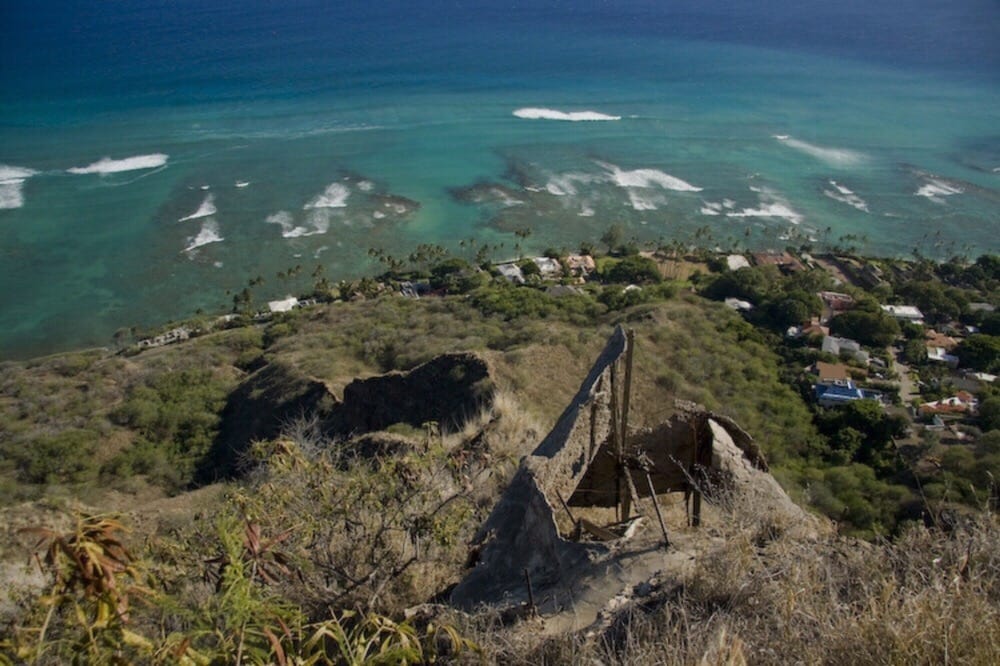 https://mdw-travel-data-us-east-1.s3.amazonaws.com/img/country/United-States/Diamond-Head-State-Monument/img_03.jpg