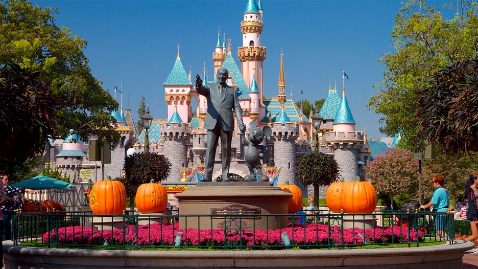 https://mdw-travel-data-us-east-1.s3.amazonaws.com/img/country/United-States/Disneyland-Park/img_01.jpg