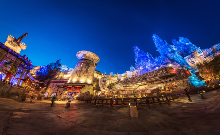https://mdw-travel-data-us-east-1.s3.amazonaws.com/img/country/United-States/Disneys-Hollywood-Studios/img_05.jpg