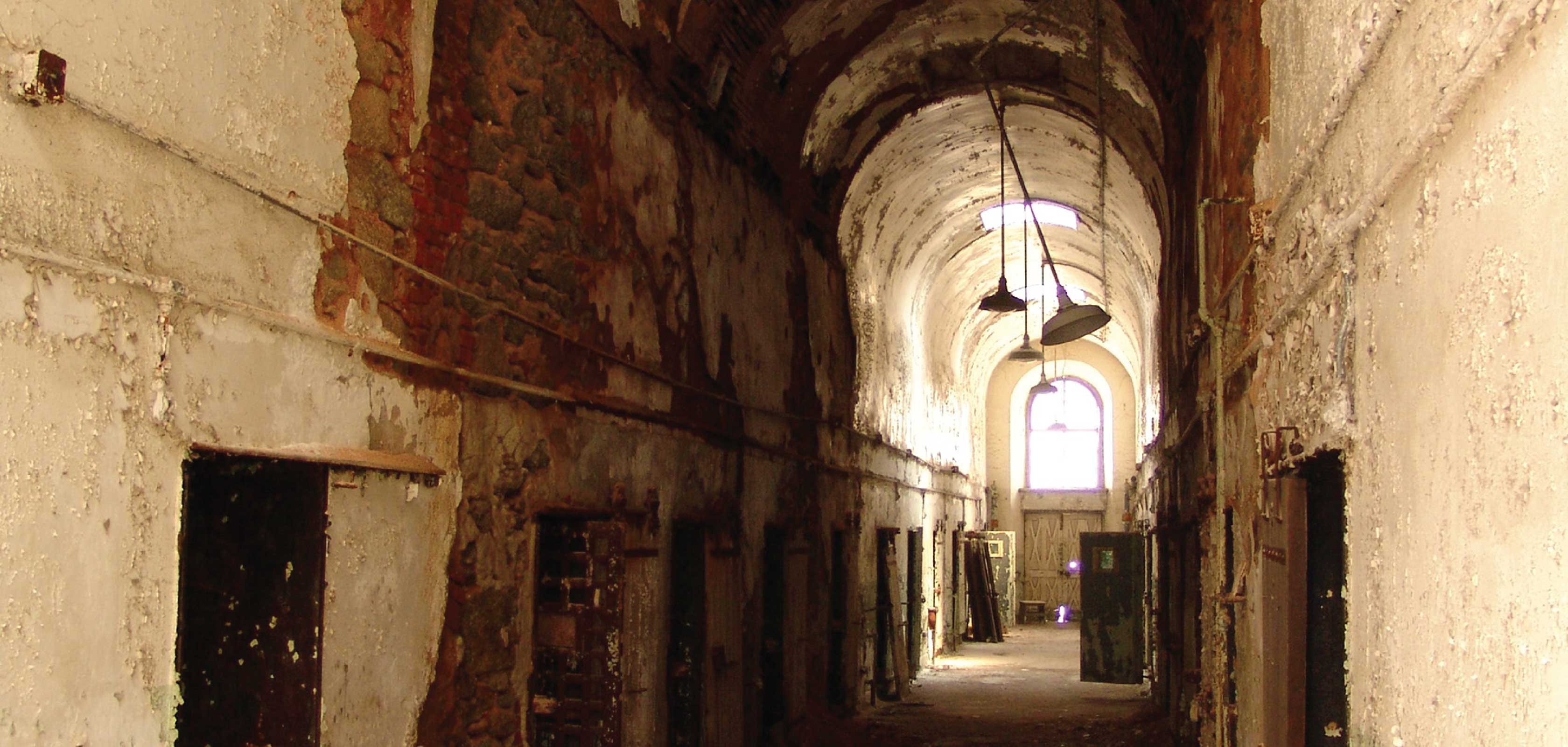 https://mdw-travel-data-us-east-1.s3.amazonaws.com/img/country/United-States/Eastern-State-Penitentiary/img_05.jpg