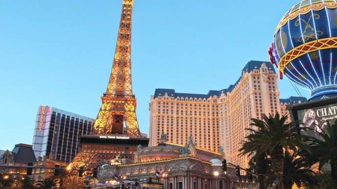 https://mdw-travel-data-us-east-1.s3.amazonaws.com/img/country/United-States/Eiffel-Tower-Viewing-Deck/img_05.jpg