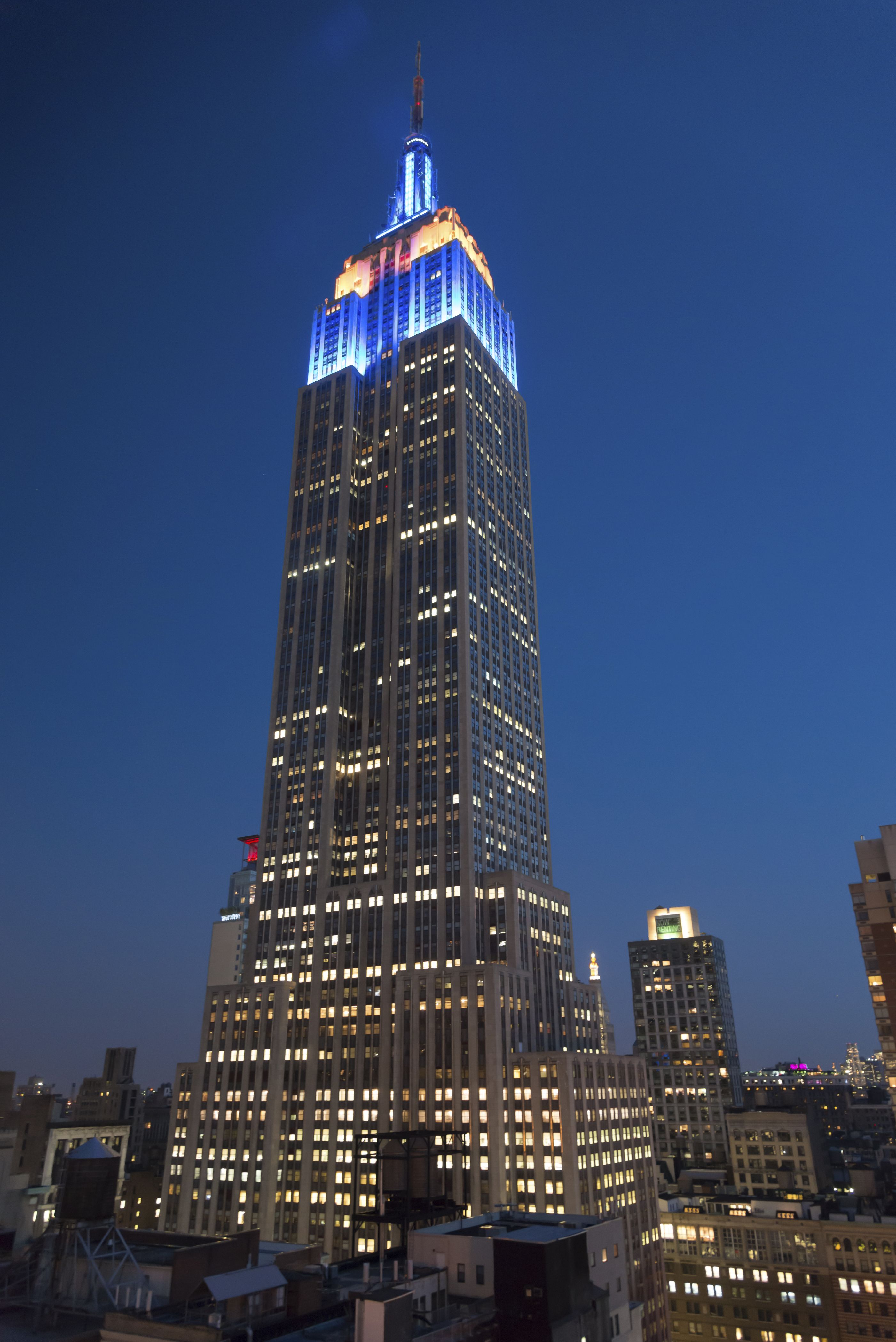 https://mdw-travel-data-us-east-1.s3.amazonaws.com/img/country/United-States/Empire-State-Building/img_00.jpg