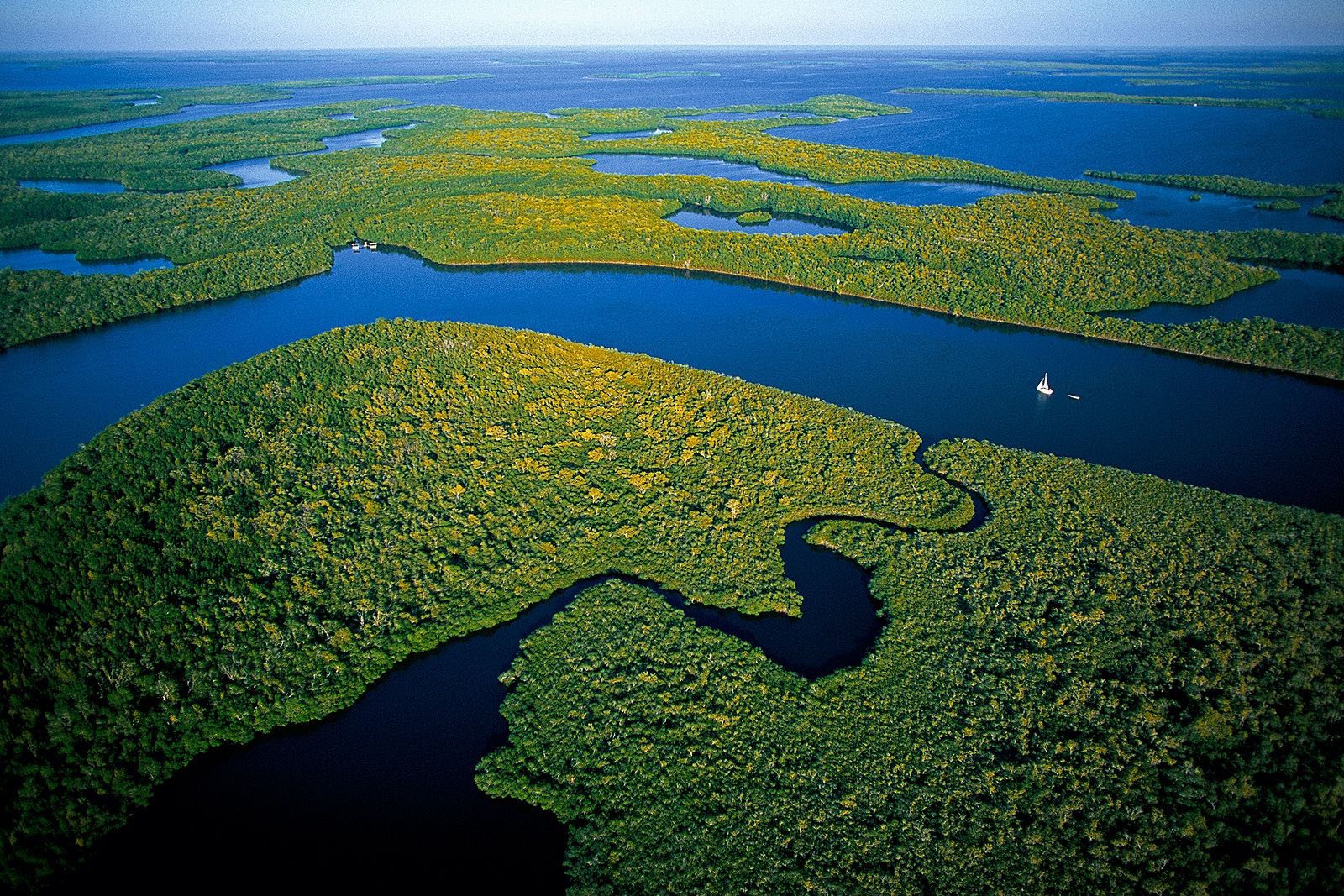 https://mdw-travel-data-us-east-1.s3.amazonaws.com/img/country/United-States/Everglades-National-Park/img_05.jpg