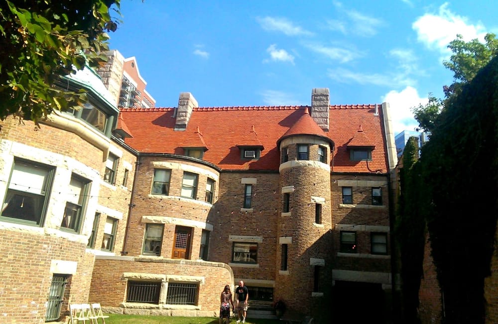 https://mdw-travel-data-us-east-1.s3.amazonaws.com/img/country/United-States/Glessner-House/img_01.jpg