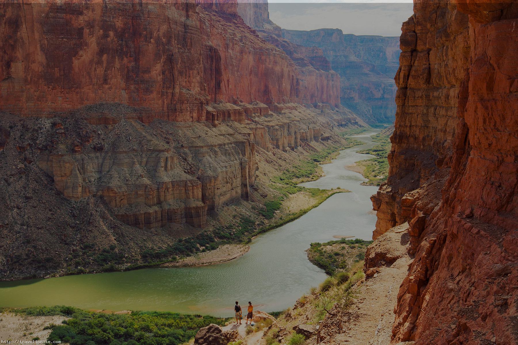 https://mdw-travel-data-us-east-1.s3.amazonaws.com/img/country/United-States/Grand-Canyon-National-Park/img_04.jpg