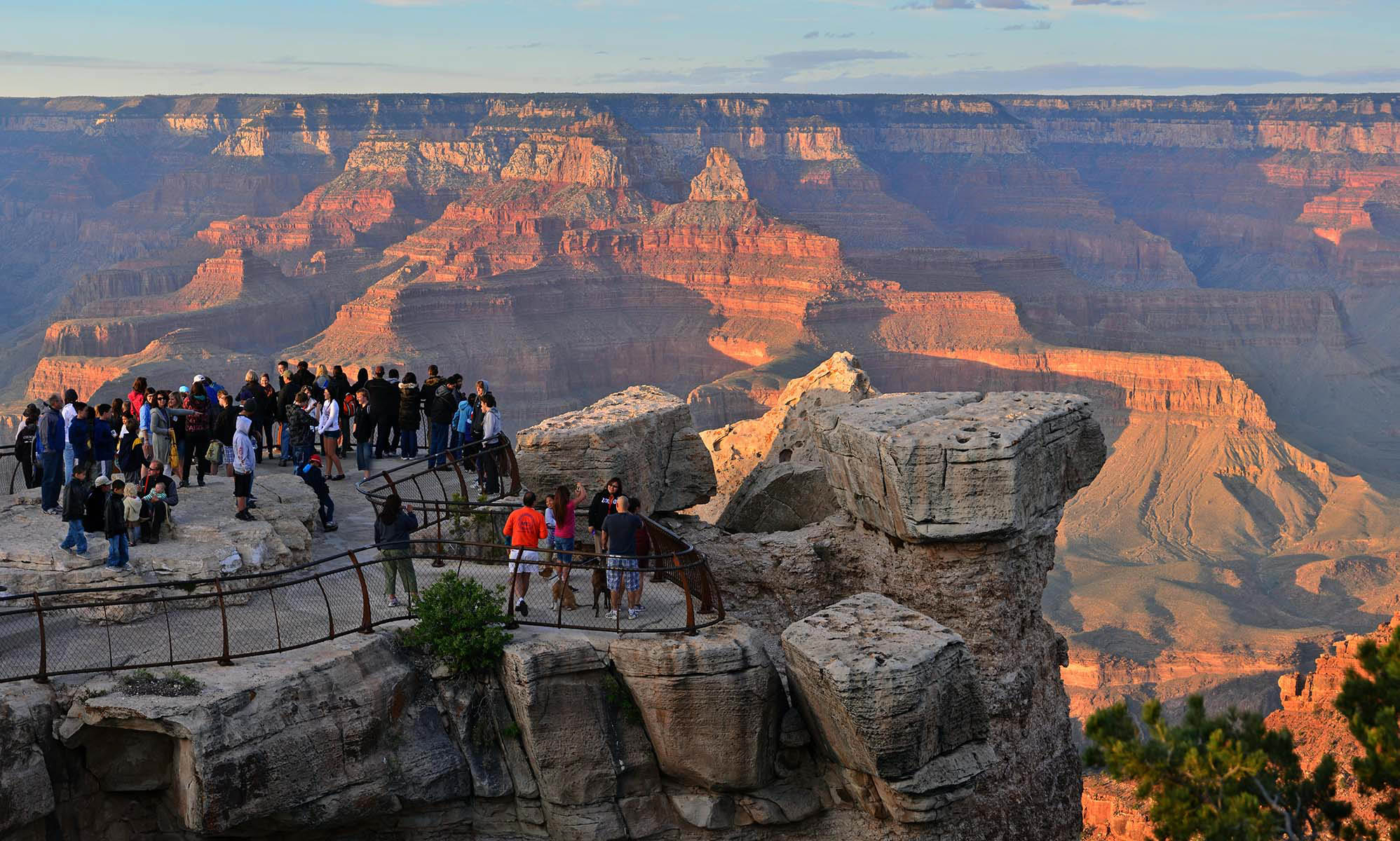 https://mdw-travel-data-us-east-1.s3.amazonaws.com/img/country/United-States/Grand-Canyon-National-Park/img_05.jpg