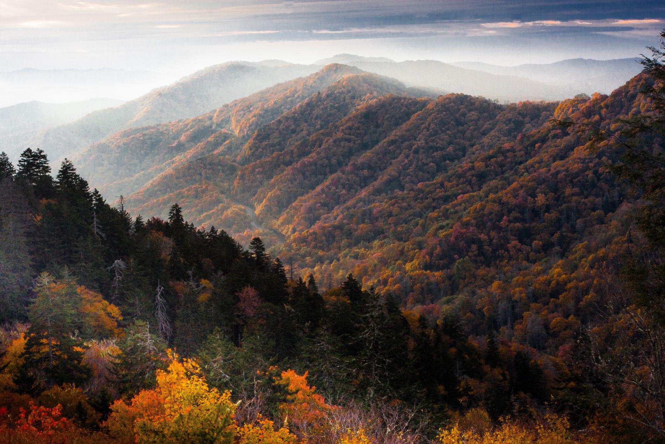 https://mdw-travel-data-us-east-1.s3.amazonaws.com/img/country/United-States/Great-Smoky-Mountains-National-Park/img_03.jpg