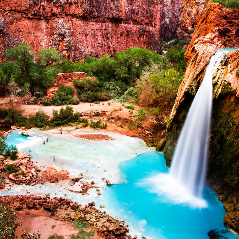 https://mdw-travel-data-us-east-1.s3.amazonaws.com/img/country/United-States/Havasu-Falls/img_01.jpg