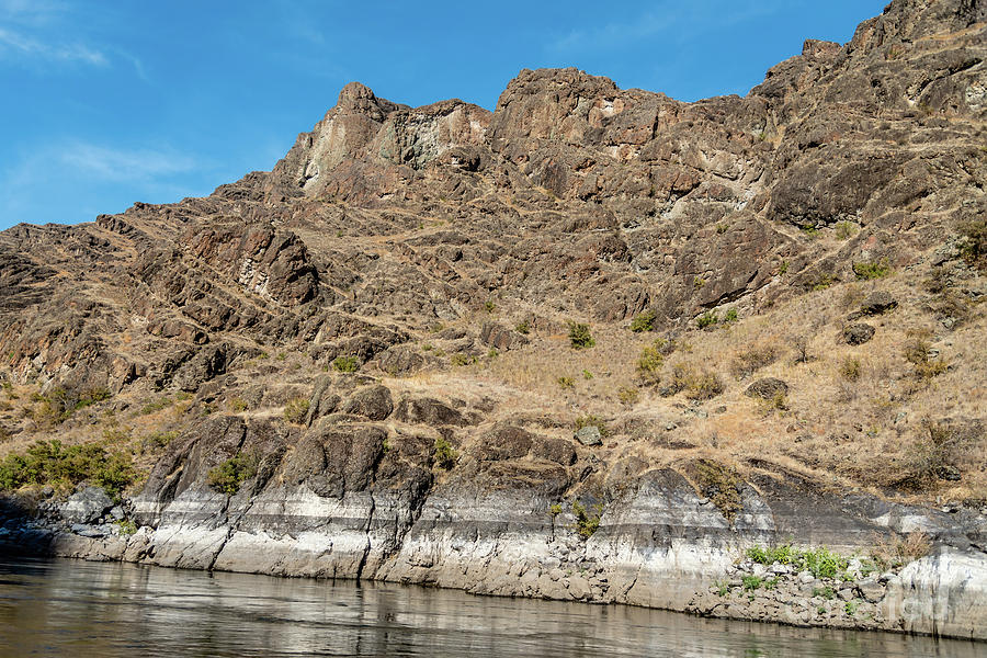 https://mdw-travel-data-us-east-1.s3.amazonaws.com/img/country/United-States/Hells-Canyon-National-Recreation-Area/img_03.jpg