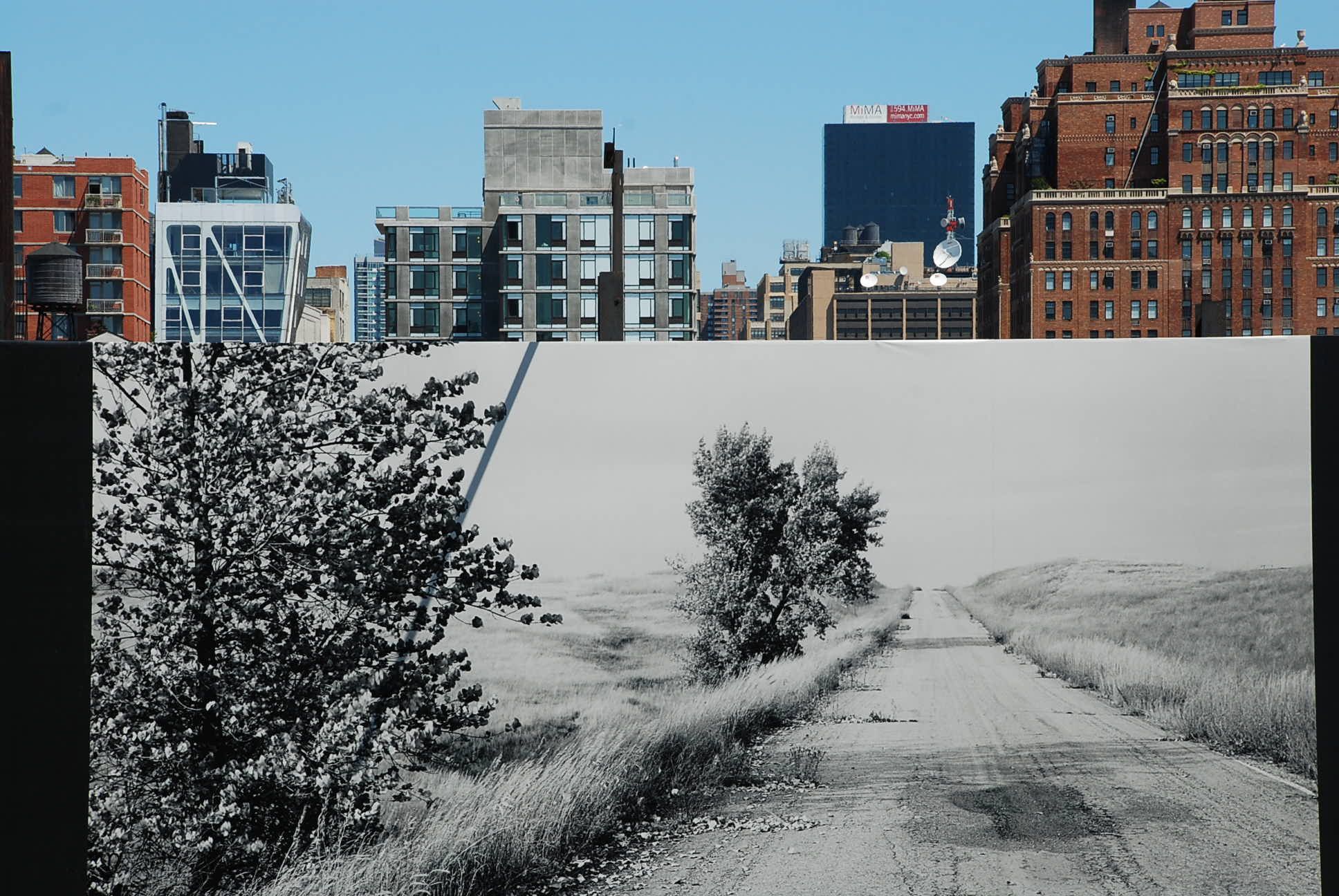 https://mdw-travel-data-us-east-1.s3.amazonaws.com/img/country/United-States/High-Line/img_04.jpg