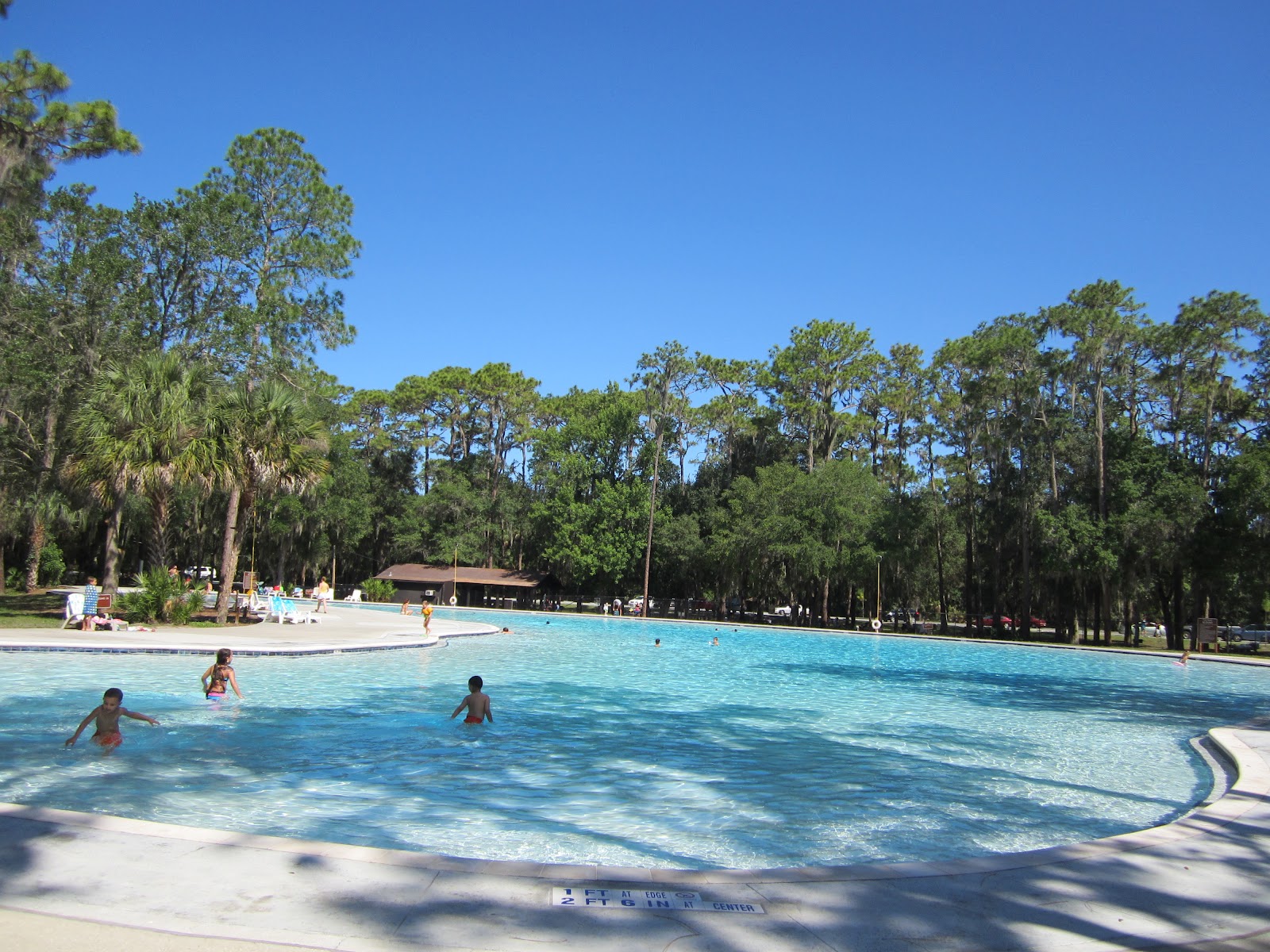 https://mdw-travel-data-us-east-1.s3.amazonaws.com/img/country/United-States/Hillsborough-River-State-Park/img_01.jpg