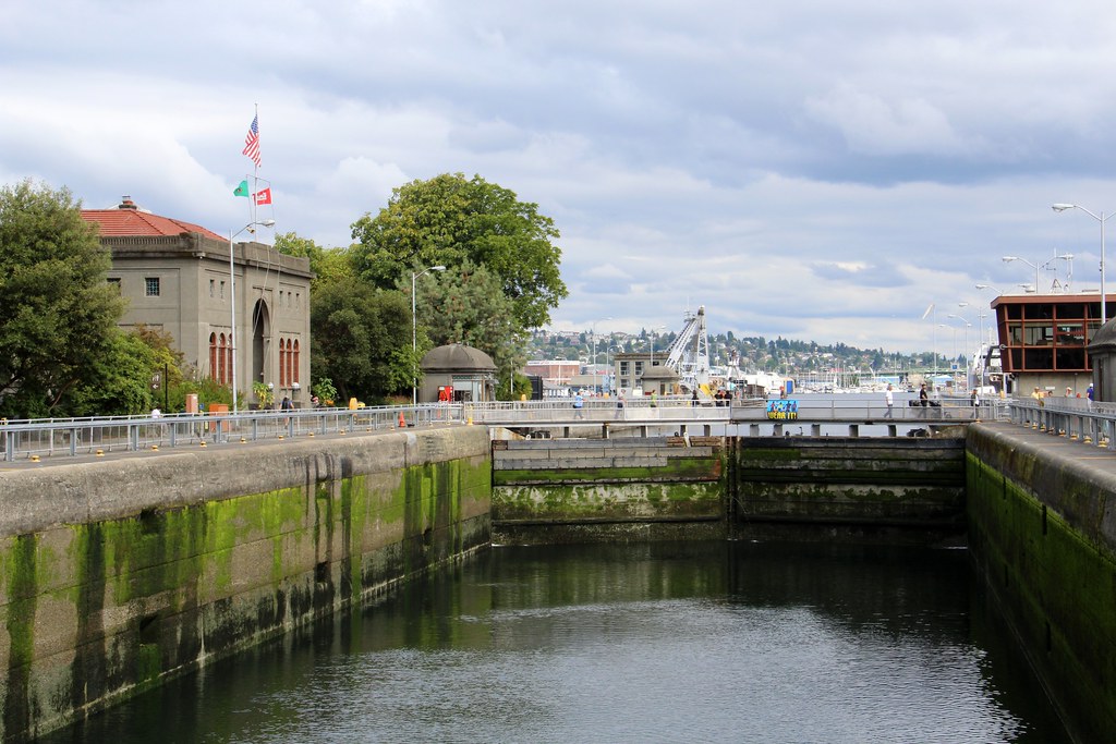 https://mdw-travel-data-us-east-1.s3.amazonaws.com/img/country/United-States/Hiram-M-Chittenden-Locks/img_02.jpg