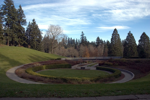 https://mdw-travel-data-us-east-1.s3.amazonaws.com/img/country/United-States/Hoyt-Arboretum/img_02.jpg