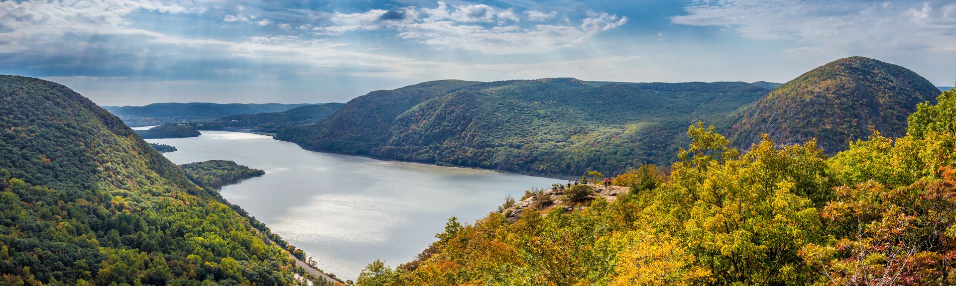 https://mdw-travel-data-us-east-1.s3.amazonaws.com/img/country/United-States/Hudson-River-Valley/img_01.jpg