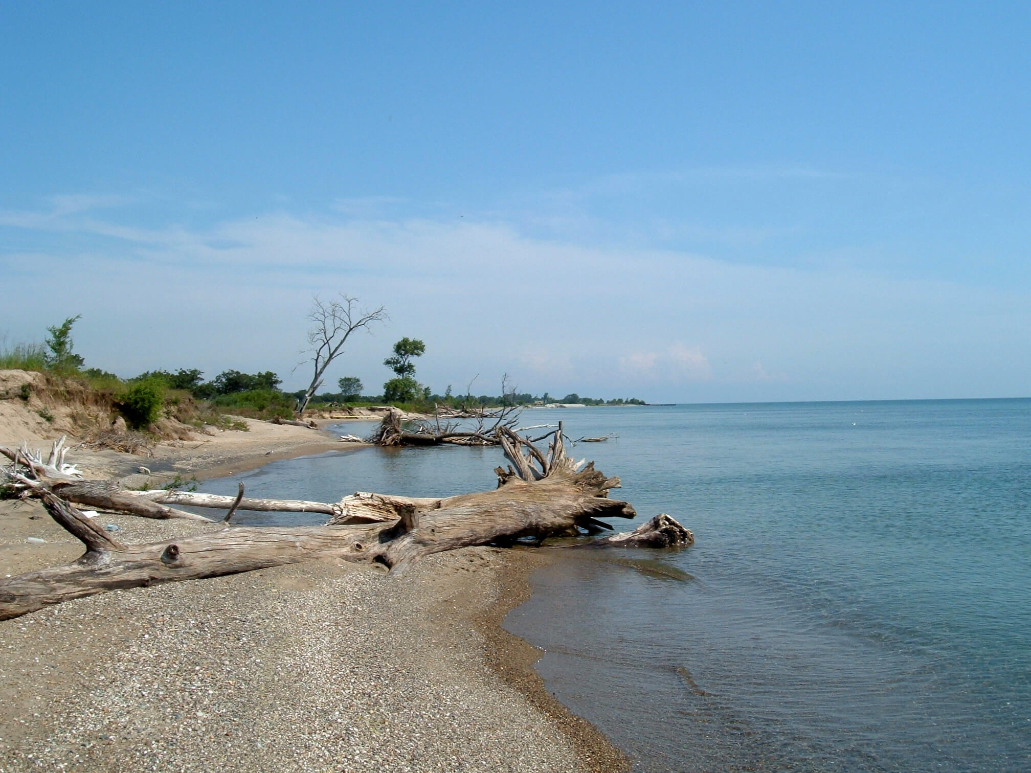 https://mdw-travel-data-us-east-1.s3.amazonaws.com/img/country/United-States/Illinois-Beach-State-Park/img_02.jpg
