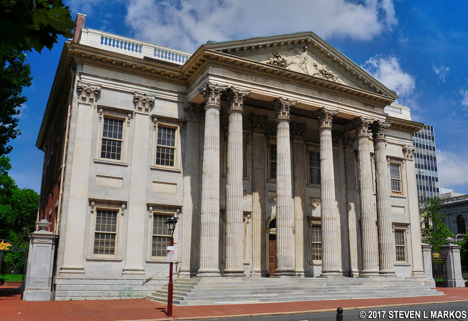 https://mdw-travel-data-us-east-1.s3.amazonaws.com/img/country/United-States/Independence-National-Historical-Park/img_05.jpg