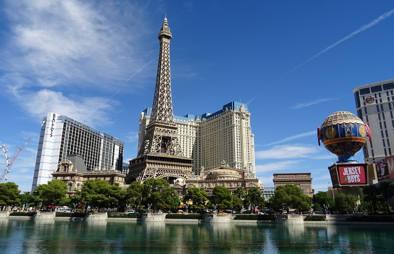https://mdw-travel-data-us-east-1.s3.amazonaws.com/img/country/United-States/Las-Vegas-Convention-Center/img_03.jpg