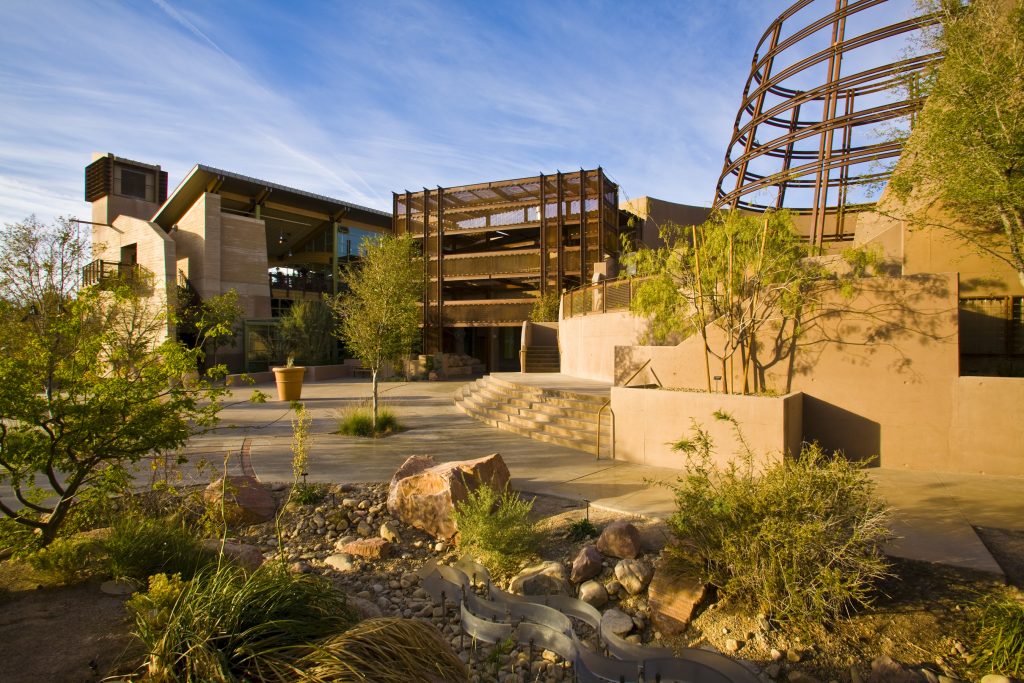 https://mdw-travel-data-us-east-1.s3.amazonaws.com/img/country/United-States/Las-Vegas-Springs-Preserve/img_05.jpg
