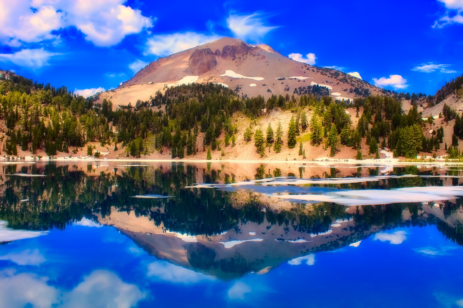https://mdw-travel-data-us-east-1.s3.amazonaws.com/img/country/United-States/Lassen-Volcanic-National-Park/img_00.jpg