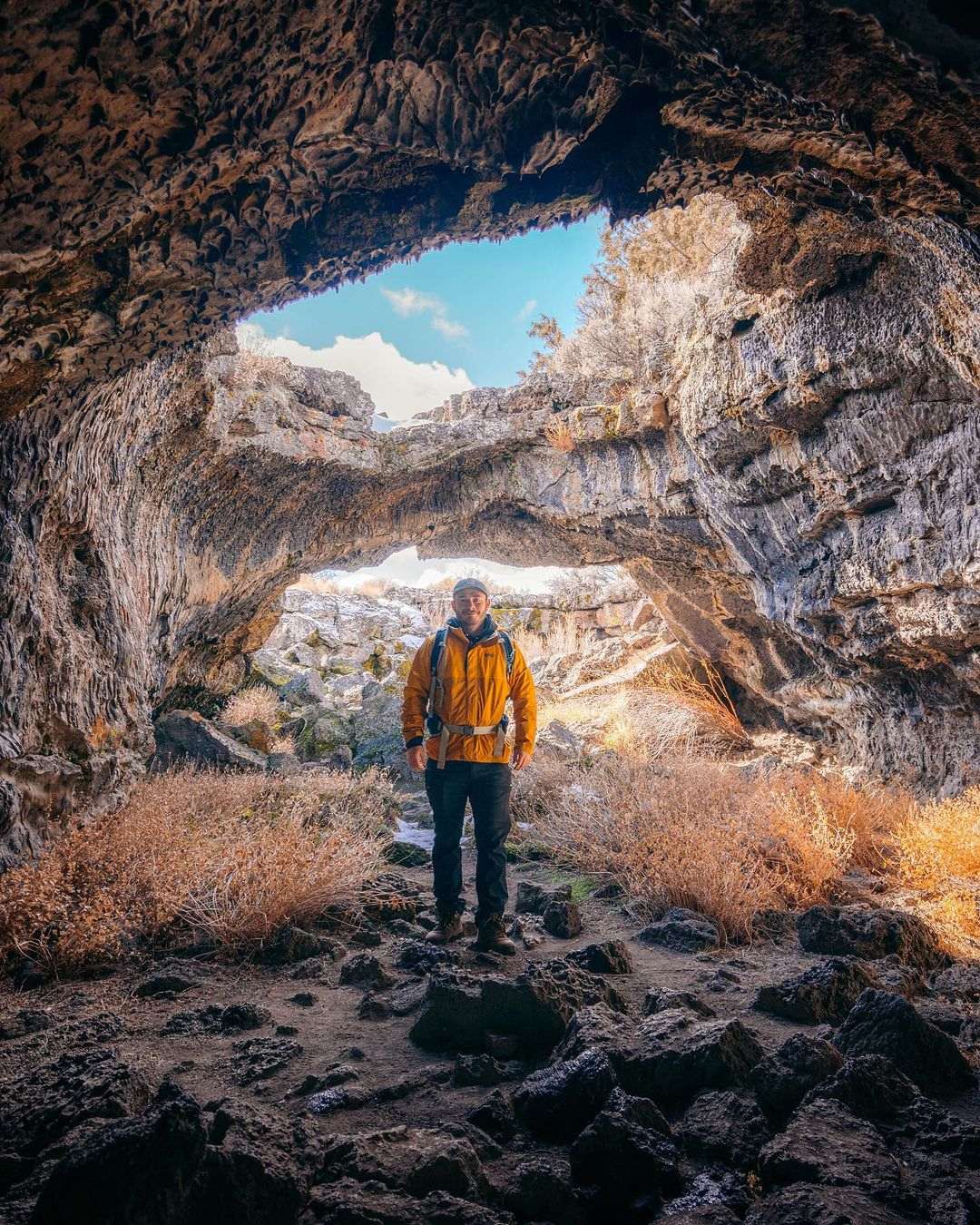 https://mdw-travel-data-us-east-1.s3.amazonaws.com/img/country/United-States/Lava-Beds-National-Monument/img_00.jpg