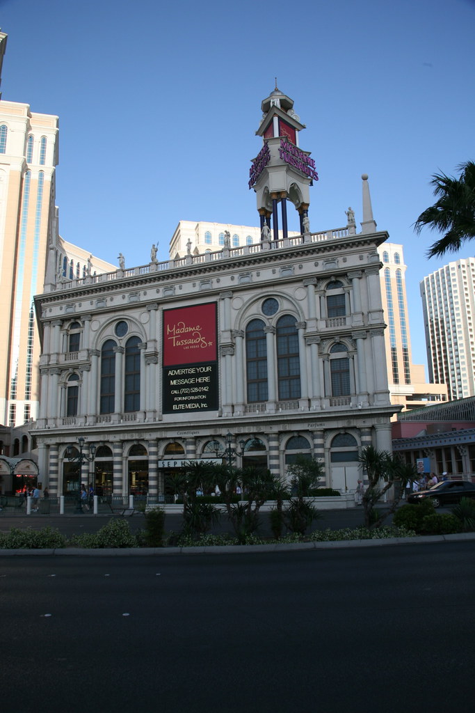 https://mdw-travel-data-us-east-1.s3.amazonaws.com/img/country/United-States/Madame-Tussauds-Las-Vegas/img_00.jpg
