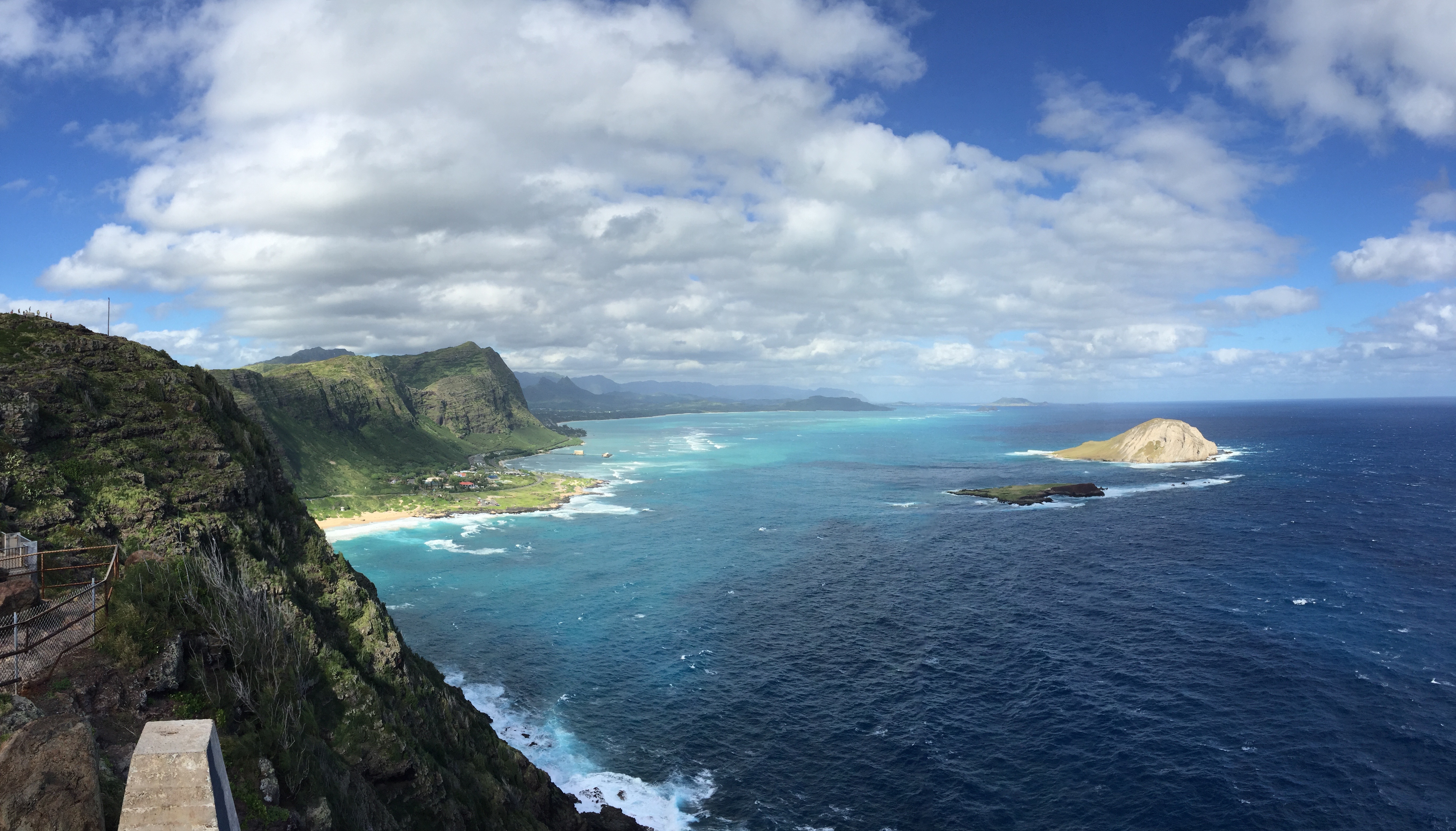 https://mdw-travel-data-us-east-1.s3.amazonaws.com/img/country/United-States/Makapuu-Lighthouse-Trail/img_01.jpg