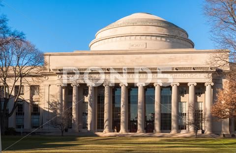 https://mdw-travel-data-us-east-1.s3.amazonaws.com/img/country/United-States/Massachusetts-Institute-of-Technology/img_02.jpg