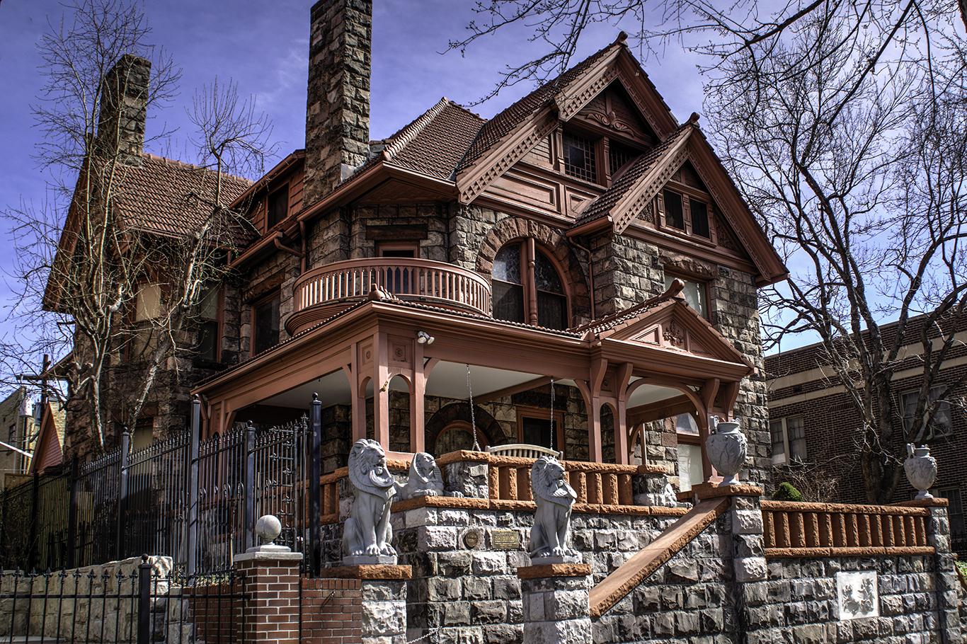 https://mdw-travel-data-us-east-1.s3.amazonaws.com/img/country/United-States/Molly-Brown-House-Museum/img_01.jpg